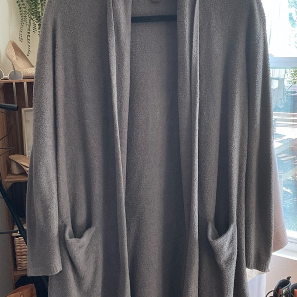 EUC, Barefoot Dreams Bamboo Chic Lite cardigan, Mocha XS, MSRP $178  - Picture 3 of 9